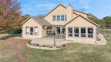 Fantastic property with a lot of thoughtful features! The - photo 5