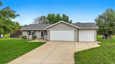 Lake Home Sale Pending in Leesburg, Indiana