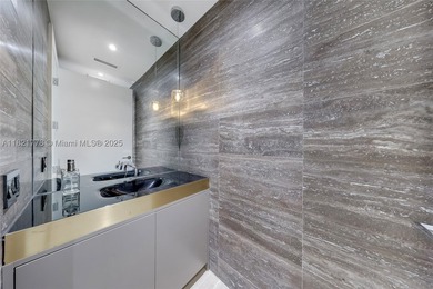 Experience refined luxury at 300 Collins, an exclusive - photo 12
