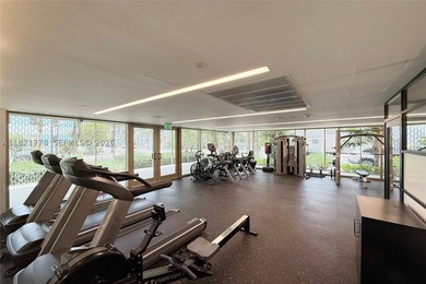 Experience refined luxury at 300 Collins, an exclusive - photo 18