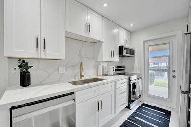 This one-of-a-kind fully renovated ground floor waterfront - photo 20