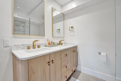 This one-of-a-kind fully renovated ground floor waterfront - photo 25