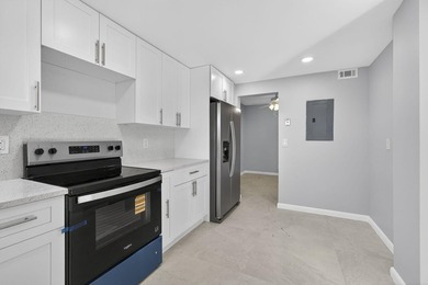 Beautifully remodeled, turnkey 2nd-floor condo in the highly - photo 29