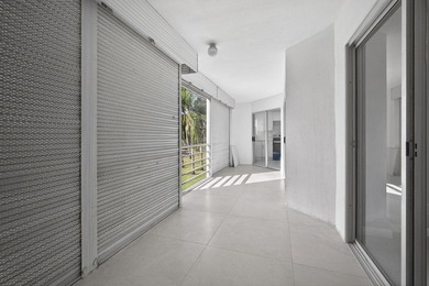 Beautifully remodeled, turnkey 2nd-floor condo in the highly - photo 36