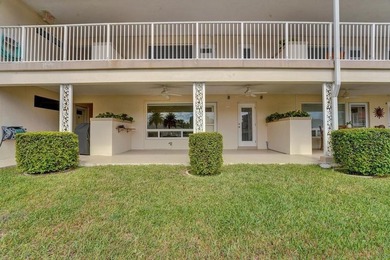 This one-of-a-kind fully renovated ground floor waterfront - photo 38