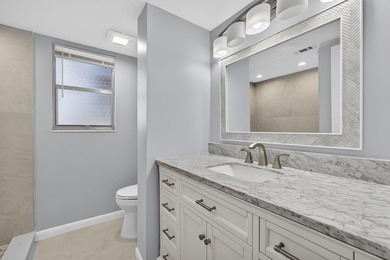 Beautifully remodeled, turnkey 2nd-floor condo in the highly - photo 44