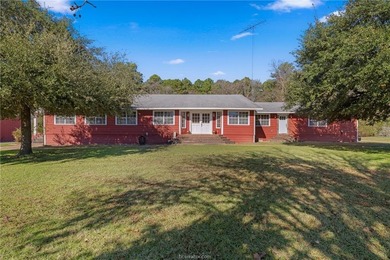 Lake Home For Sale in Huntsville, Texas