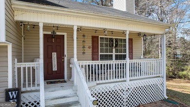 Welcome home to comfort, character, and space to truly live! - photo 4