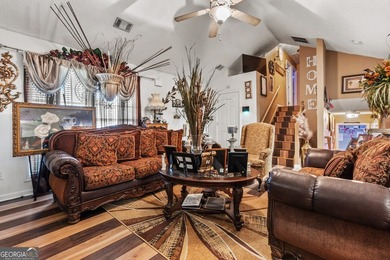 Welcome home to comfort, character, and space to truly live! - photo 7