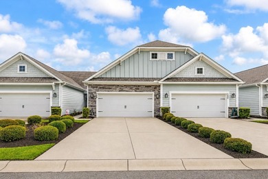 Welcome to luxury coastal living at 120 Queens Cove, Unit B - photo 1