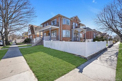 SPACIOUS DETACHED TWO-FAMILY REBUILT IN YEAR 2018 ! Rare - photo 20