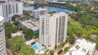 Live in Luxury at the Heart of Downtown Orlando!
Step into - photo 22
