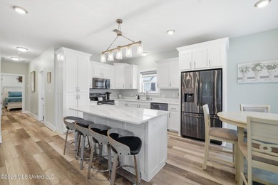Just 1/2 mile from the beach, this adorable 4-year-young cottage - photo 22