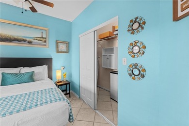 Cozy Coastal One-Bedroom Condo - Prime Beachside Location! This - photo 30