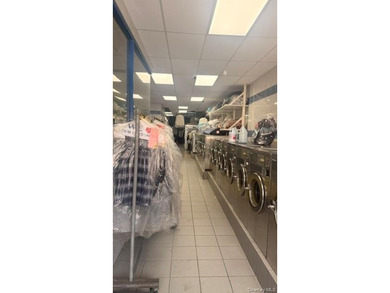Business for sale. Dry cleaning & Laundromat - photo 2