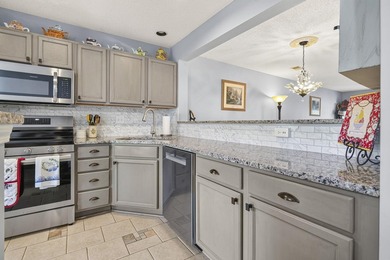Welcome to this beautifully maintained 3-bedroom, 2.5-bath - photo 10