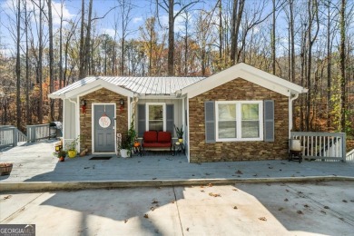 Lake Home For Sale in Dawsonville, Georgia