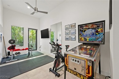 Ultra-Luxury, custom built, DIRECT GULF ACCESS, infinity edge - photo 14