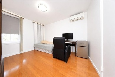 Introducing this beautiful semi-detached one-family brick home - photo 16