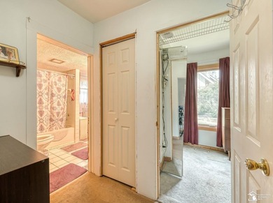 Quaint home in Bolles Harbor near Lake Erie with easy access to - photo 18