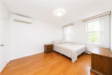 Introducing this beautiful semi-detached one-family brick home - photo 20