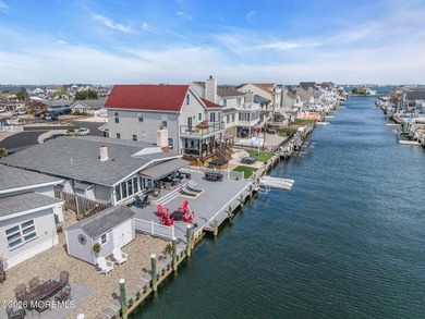 This Very Well-Maintained Waterfront Home offers a desirable - photo 2