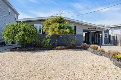 This Very Well-Maintained Waterfront Home offers a desirable - photo 3