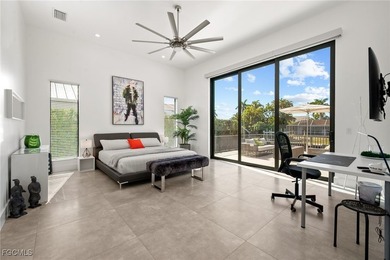 Ultra-Luxury, custom built, DIRECT GULF ACCESS, infinity edge - photo 24