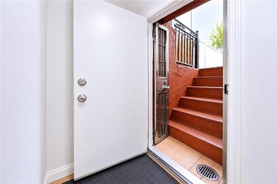 Introducing this beautiful semi-detached one-family brick home - photo 25