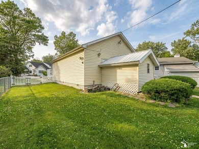 Quaint home in Bolles Harbor near Lake Erie with easy access to - photo 29