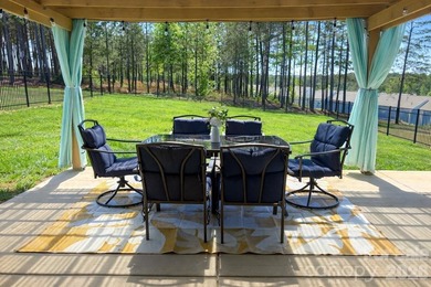 Better Than New | 3,000+ Sq Ft | Sunset Pergola Retreat Welcome - photo 37
