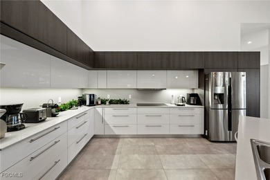 Ultra-Luxury, custom built, DIRECT GULF ACCESS, infinity edge - photo 42