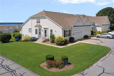 We invite you to explore this expansive end-unit - photo 2