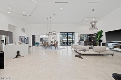 Ultra-Luxury, custom built, DIRECT GULF ACCESS, infinity edge - photo 44