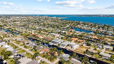 Ultra-Luxury, custom built, DIRECT GULF ACCESS, infinity edge - photo 46