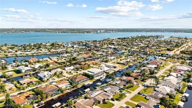 Ultra-Luxury, custom built, DIRECT GULF ACCESS, infinity edge - photo 47