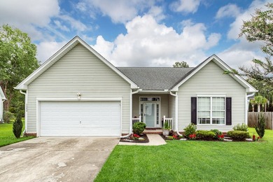 Enjoy easy, one-story living in this beautifully maintained home - photo 1