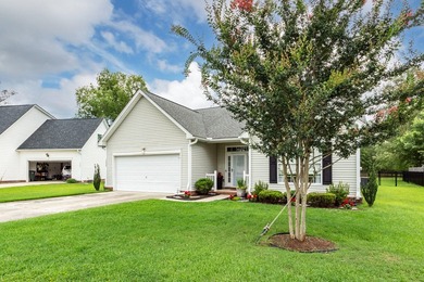 Enjoy easy, one-story living in this beautifully maintained home - photo 2