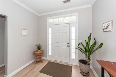 Enjoy easy, one-story living in this beautifully maintained home - photo 4