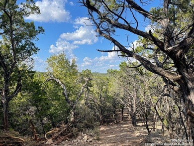 Lake Medina Acreage For Sale in Lakehills Texas