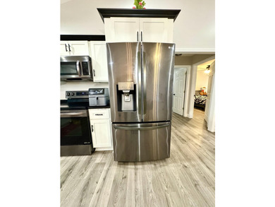 Welcome to this spacious home at 303 Sonny Aaron Dr, Jamestown! - photo 9