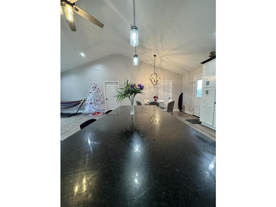 Welcome to this spacious home at 303 Sonny Aaron Dr, Jamestown! - photo 10