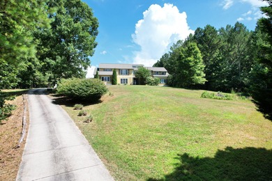 Chickamauga Lake Home Sale Pending in Sale Creek Tennessee