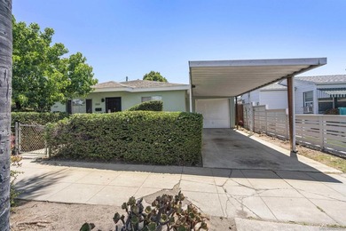 This is a duplex. Located just 2 blocks from Azalea Park (north) - photo 3