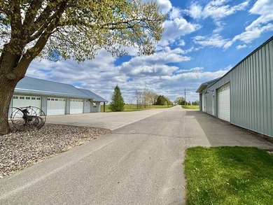 This Twin Bluff property is a rare ridgetop retreat overlooking - photo 22