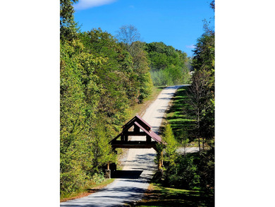 A 5-minute walk (2,00 ft. roughly away) to the covered pavilion - photo 29