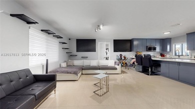 Welcome home to this meticulously renovated 4-bedroom - photo 8