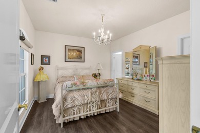 Elegant, expanded Carrington model with rare golf membership - photo 43