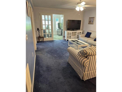 First floor unit! Come see this unit which is perfect to remodel - photo 2