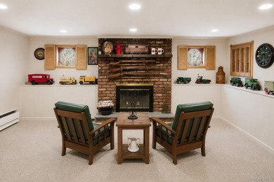 Welcome to this well-maintained 3-bedroom, 3-bath split-level - photo 18